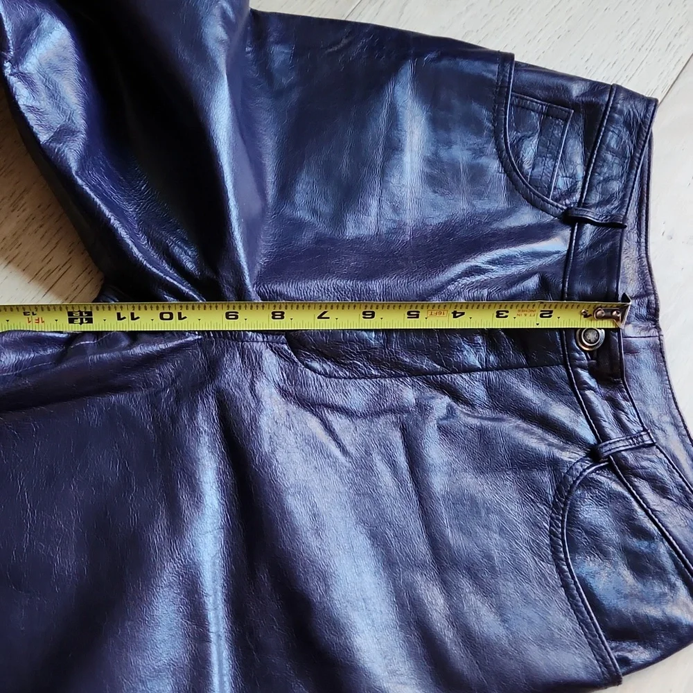 Vintage Elements by Vakko Leather Pants in Aubergine - Picture 14 of 15